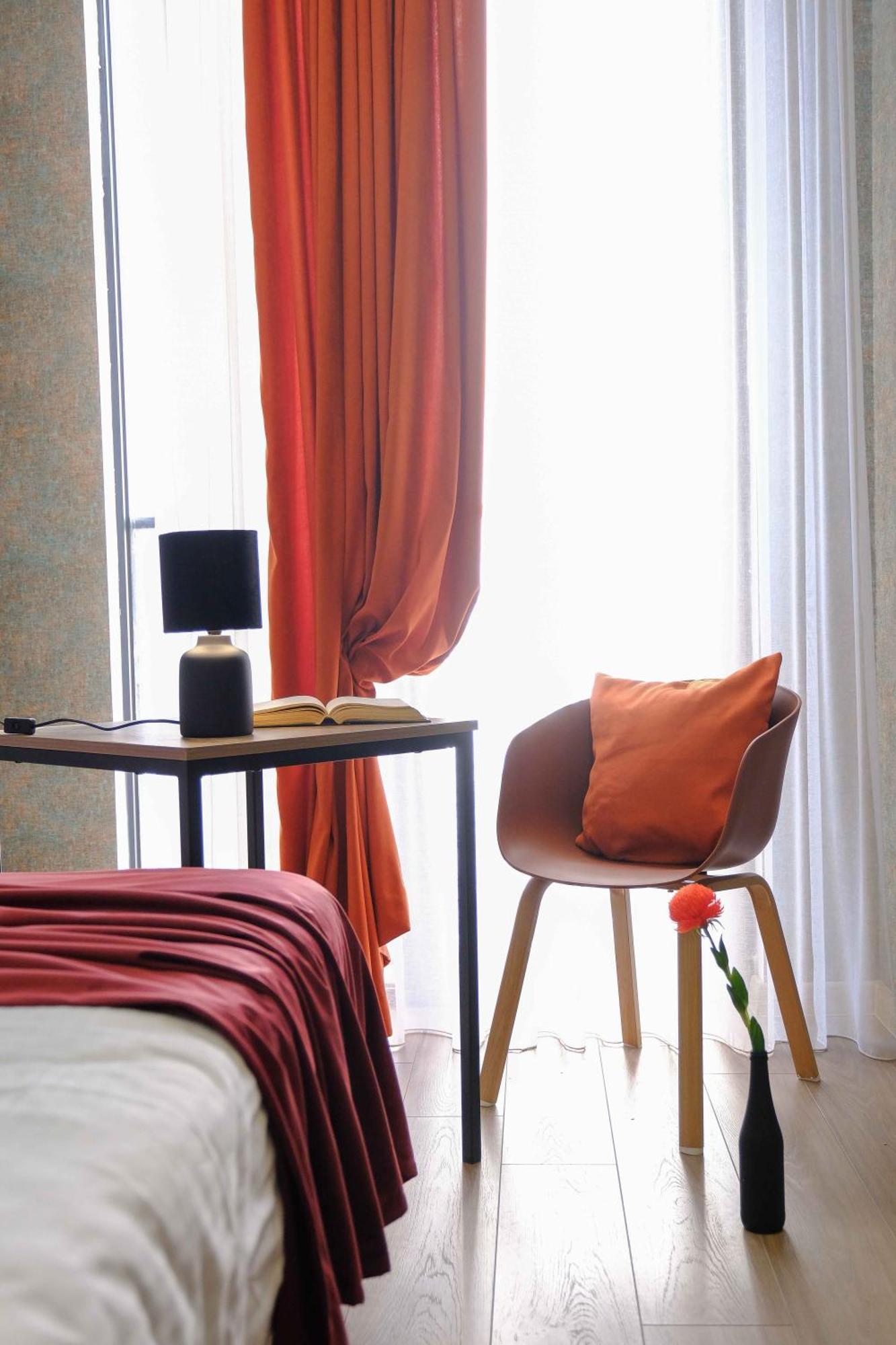 Round Garden Hotel ティビリシ エクステリア 写真